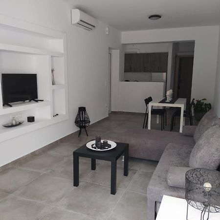 Estia - Brand New Apartment In Ermioni Village Dış mekan fotoğraf