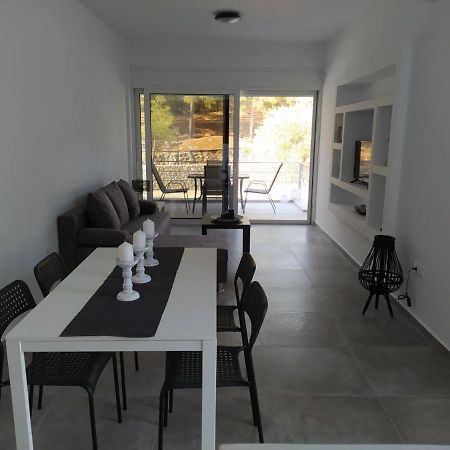 Estia - Brand New Apartment In Ermioni Village Dış mekan fotoğraf