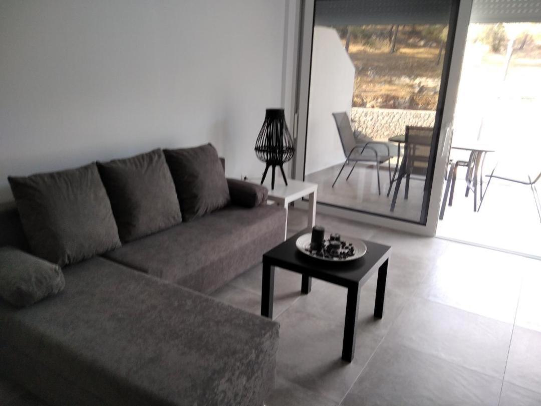 Estia - Brand New Apartment In Ermioni Village Dış mekan fotoğraf