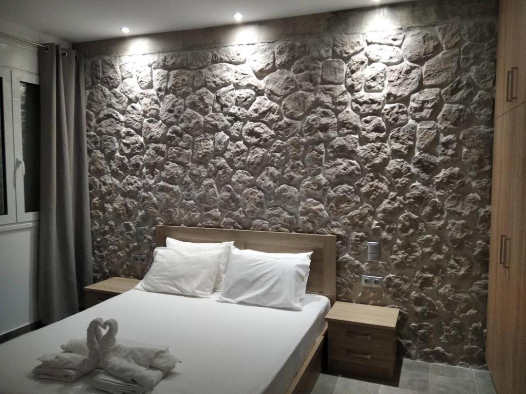 Estia - Brand New Apartment In Ermioni Village Dış mekan fotoğraf