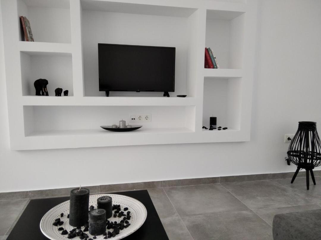 Estia - Brand New Apartment In Ermioni Village Dış mekan fotoğraf